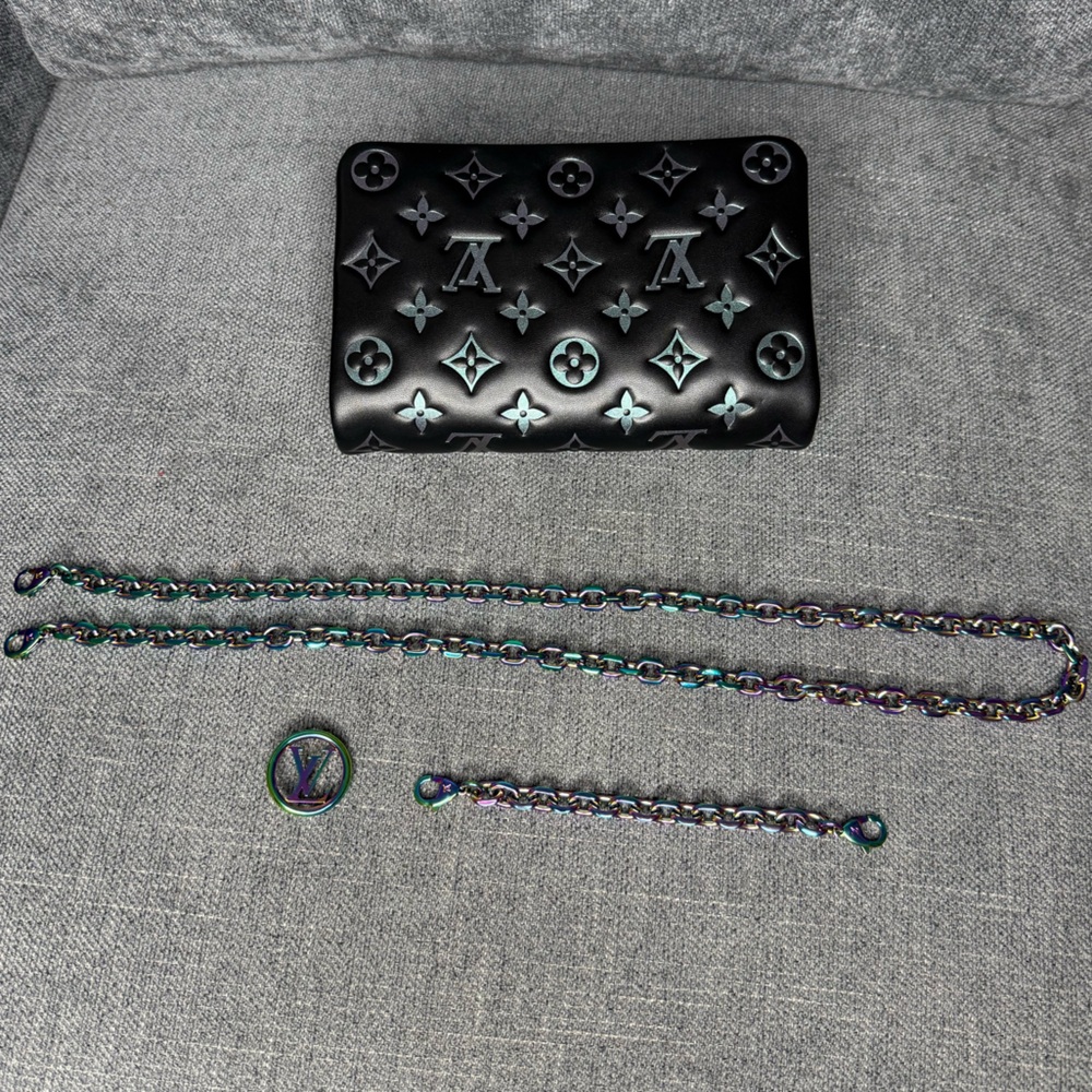 Louis Vuitton Coussin Pochette LV SKI collection Iridescent Hardware - Picture 4 of 17